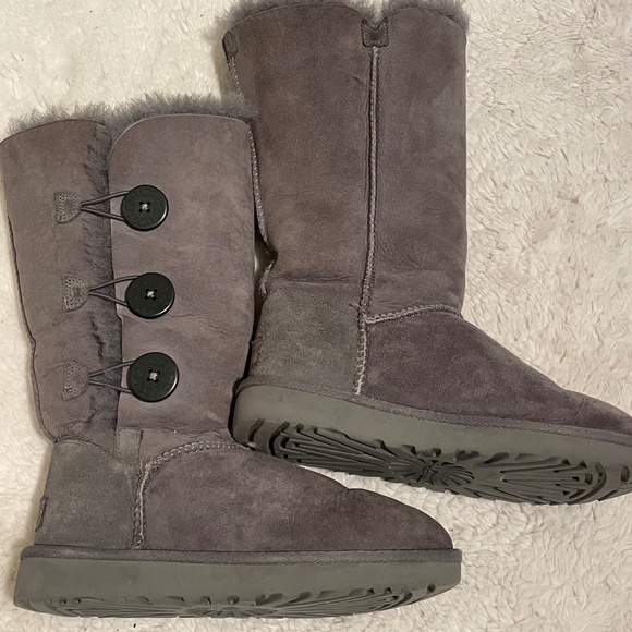 Women's Bailey Button Triplet II Boot - Gray Size 6 - Picture 1 of 5